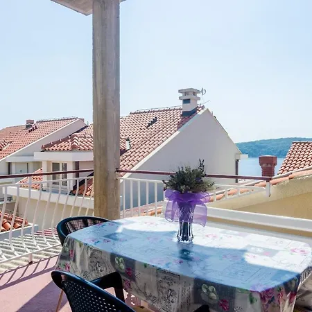 & Bluemoon - Studio With Terrace And Sea View * Molunat