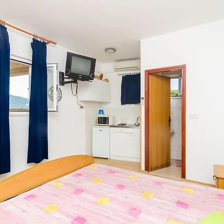 & Bluemoon - Studio With Terrace And Sea View Lejlighed *